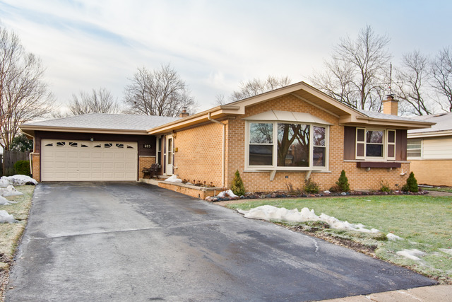 693 Madelyn Dr, Des Plaines, IL 60016 photo 1