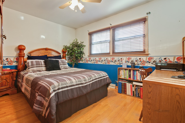 693 Madelyn Dr, Des Plaines, IL 60016 photo 9