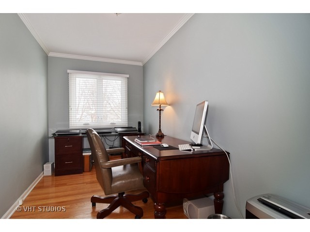 1917 Hampton Dr, Wheaton, IL 60189 photo 13