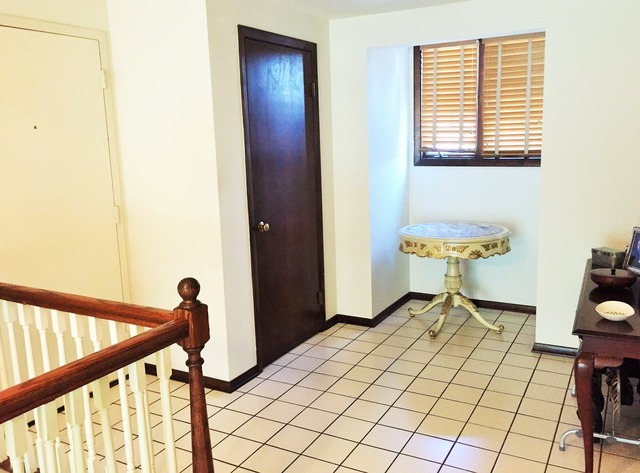 137 Stanhope Dr #C, Willowbrook, IL 60527 photo 4