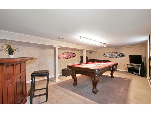 954 Walter Ave, Des Plaines, IL 60016 photo 15
