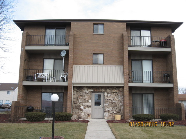 2608 E Goodrich Ave #5, Burnham, IL 60633 photo 1
