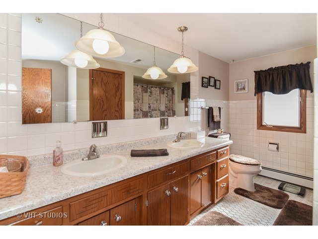 422 Orchard Ln, Beecher, IL 60401 photo 10