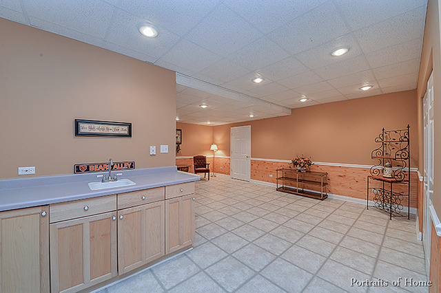 2073 Wexford Cir, Wheaton, IL 60189 photo 19