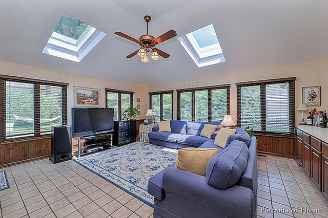 2073 Wexford Cir, Wheaton, IL 60189 photo 11