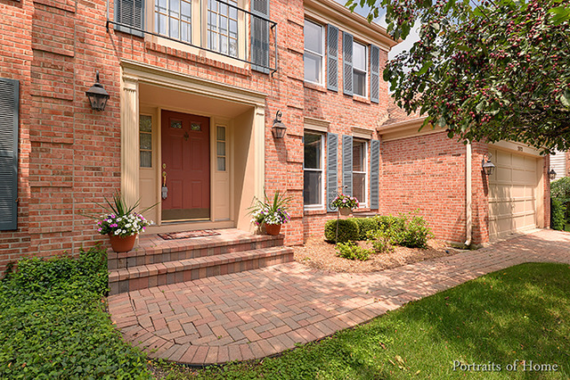 2073 Wexford Cir, Wheaton, IL 60189 photo 3