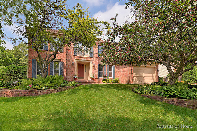 2073 Wexford Cir, Wheaton, IL 60189 photo 2