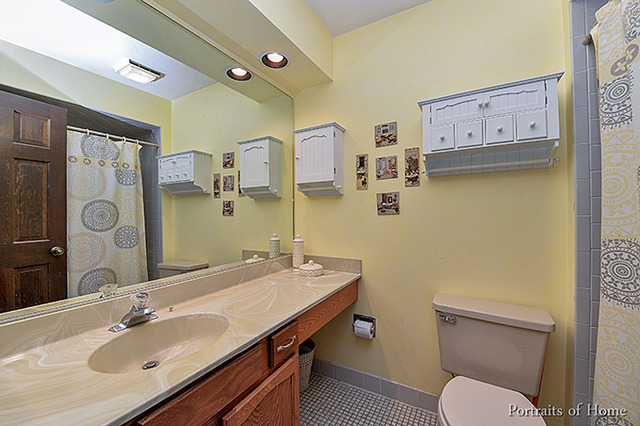 2073 Wexford Cir, Wheaton, IL 60189 photo 15