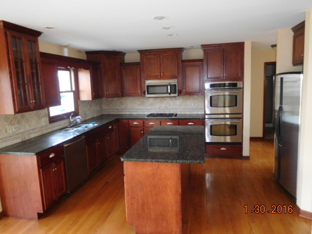 13233 Millbank Dr, Plainfield, IL 60544 photo 9