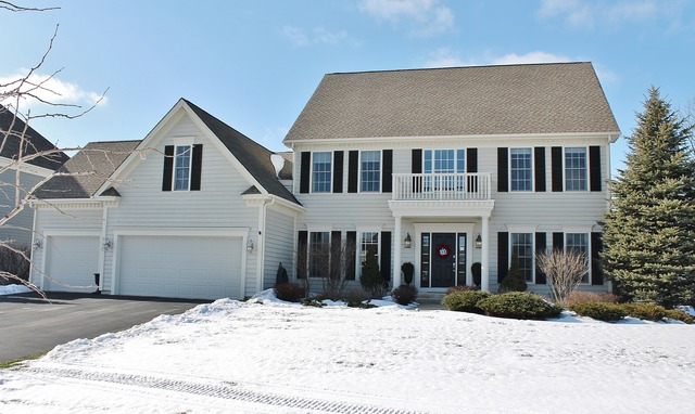 950 Lyons Ridge Dr, Cary, IL 60013 photo 1