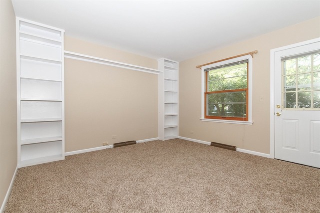 427 W North Ave, Bartlett, IL 60103 photo 12