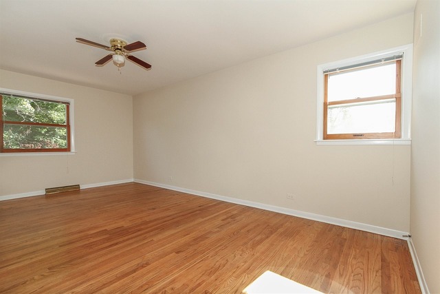 427 W North Ave, Bartlett, IL 60103 photo 14