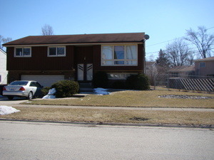 855 W Stonemill Ave, Addison, IL 60101 photo 1