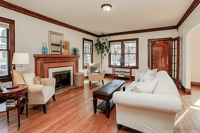 335 W Oak Ave, Wheaton, IL 60187 photo 4