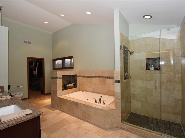 328 W Elm St, Wheaton, IL 60189 photo 23