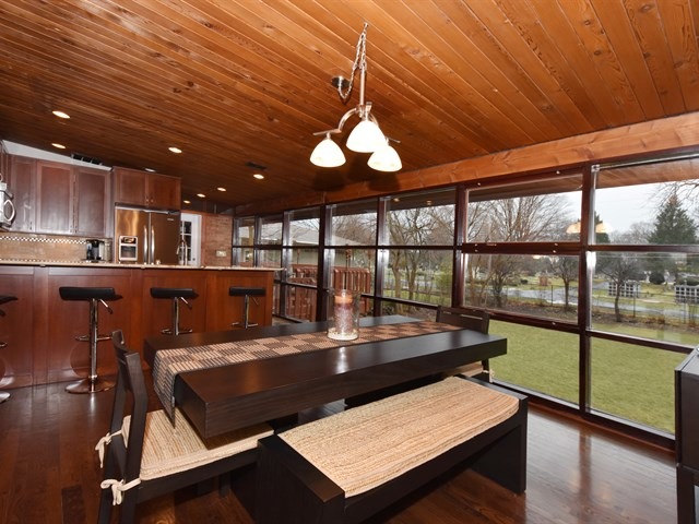 328 W Elm St, Wheaton, IL 60189 photo 9