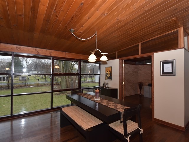 328 W Elm St, Wheaton, IL 60189 photo 12