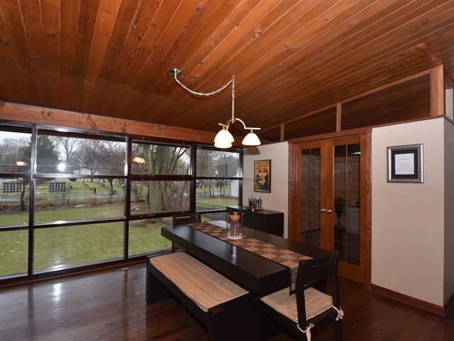328 W Elm St, Wheaton, IL 60189 photo 13