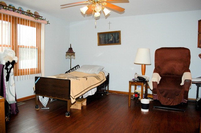 782 Cheyenne Ln, Elgin, IL 60123 photo 7