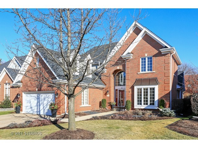 23 Windsor Dr, Elmhurst, IL 60126 photo 1