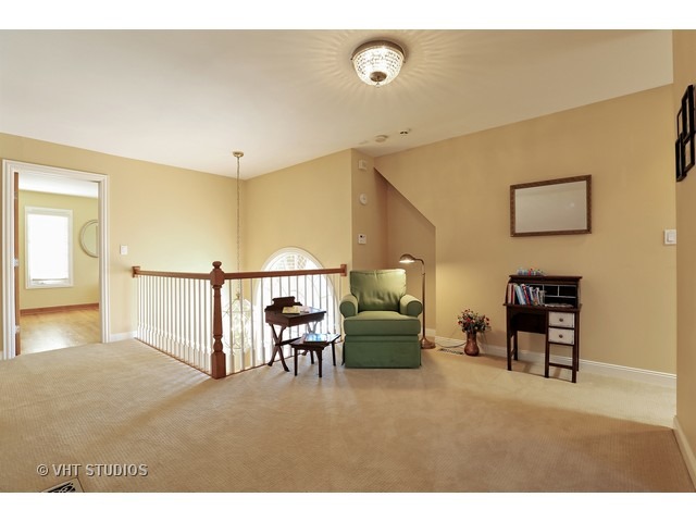 23 Windsor Dr, Elmhurst, IL 60126 photo 10