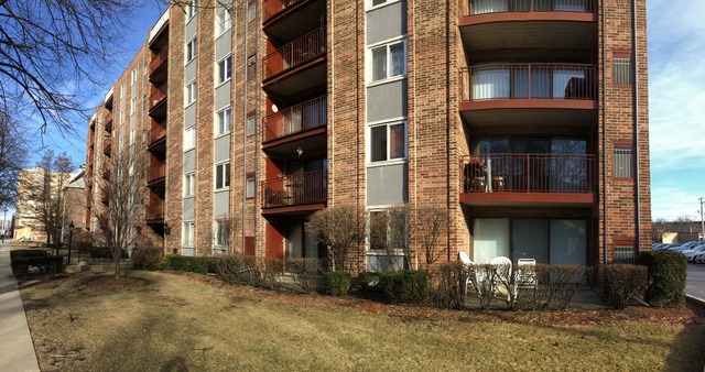 825 Pearson St #1D, Des Plaines, IL 60016 photo 13