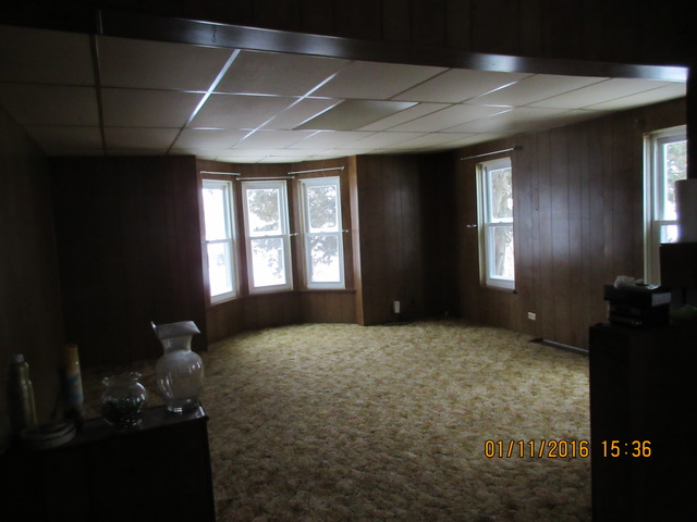 301 E Morris St, Morrison, IL 61270 photo 4
