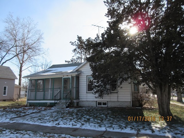301 E Morris St, Morrison, IL 61270 photo 1