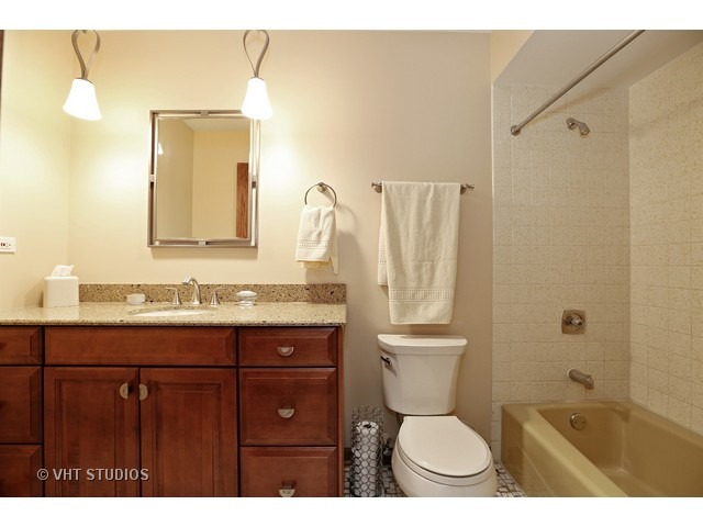 7406 Summit Rd, Darien, IL 60561 photo 17