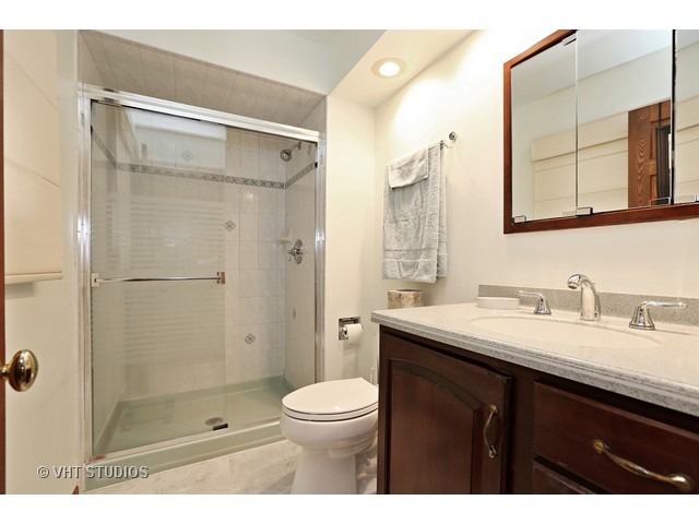 7406 Summit Rd, Darien, IL 60561 photo 13