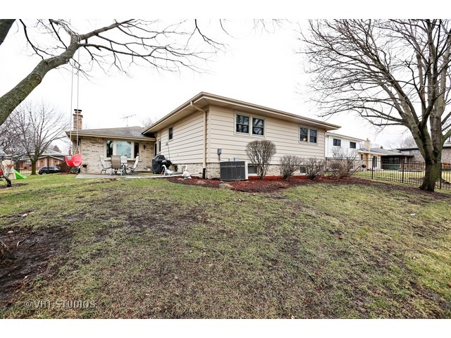 7406 Summit Rd, Darien, IL 60561 photo 19