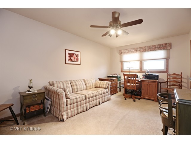 7406 Summit Rd, Darien, IL 60561 photo 14