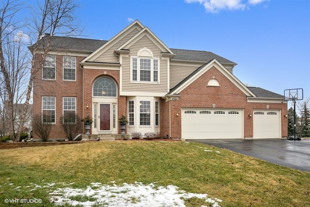 4360 Whitehall Ln, Algonquin, IL 60102 photo 1