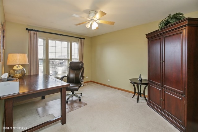 4360 Whitehall Ln, Algonquin, IL 60102 photo 13