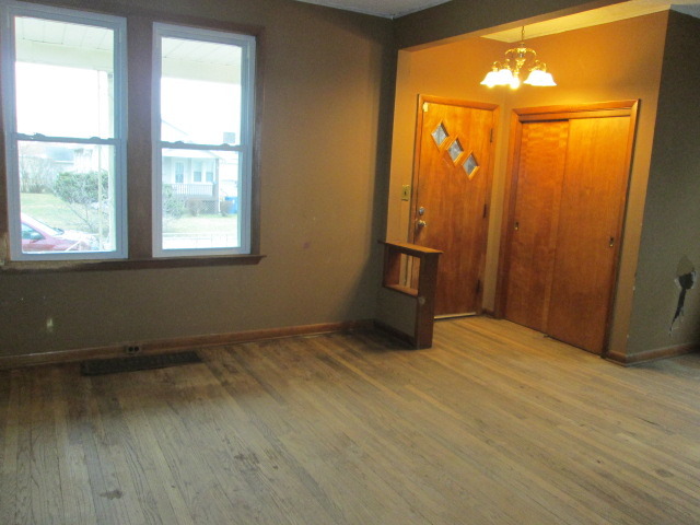 17 E 31st Pl, Steger, IL 60475 photo 7