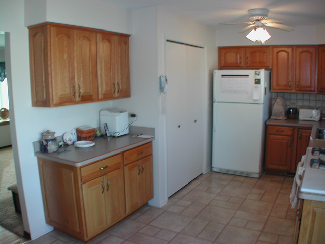 742 Evergreen Ln, Bartlett, IL 60103 photo 5