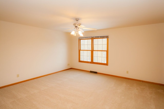 6232 Schaumburg Ln, Roscoe, IL 61073 photo 11