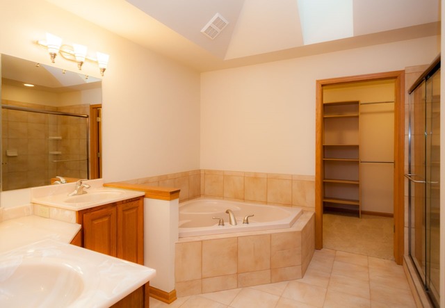 6232 Schaumburg Ln, Roscoe, IL 61073 photo 7