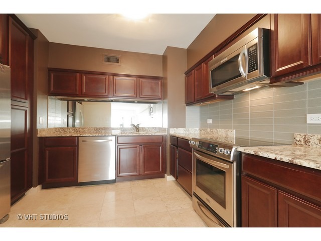 175 E Delaware Pl #6001, Chicago, IL 60611 photo 3