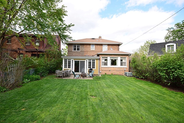 576 E Parkway Rd, Riverside, IL 60546 photo 15