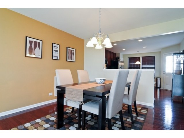 2808 Neubauer Cir, Lake Villa, IL 60046 photo 3