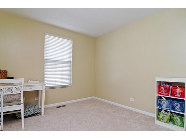 2808 Neubauer Cir, Lake Villa, IL 60046 photo 9