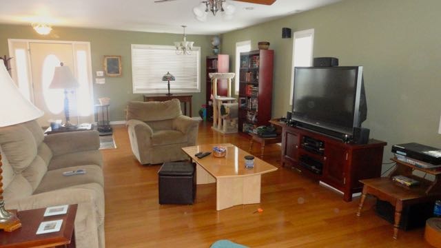 650 Flagstaff Ln, Hoffman Estates, IL 60169 photo 5