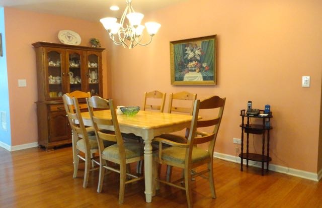 650 Flagstaff Ln, Hoffman Estates, IL 60169 photo 10