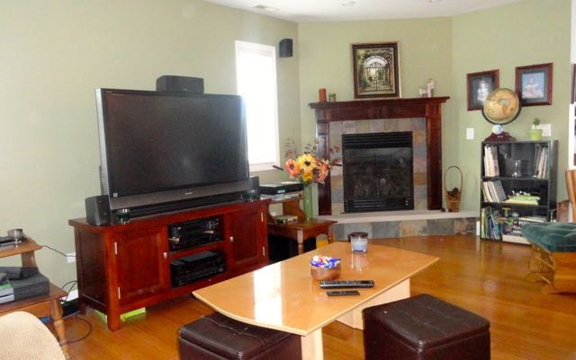 650 Flagstaff Ln, Hoffman Estates, IL 60169 photo 3