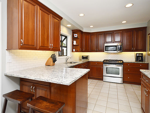 9407 Ewing Ave, Evanston, IL 60203 photo 7