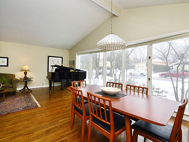 9407 Ewing Ave, Evanston, IL 60203 photo 5