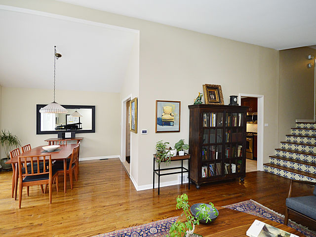 9407 Ewing Ave, Evanston, IL 60203 photo 4