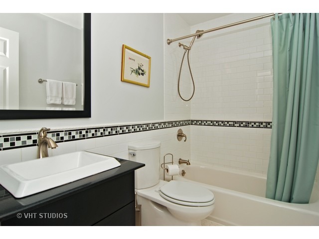 12 E Quincy St #4, Riverside, IL 60546 photo 13