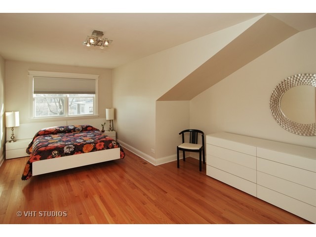 12 E Quincy St #4, Riverside, IL 60546 photo 9